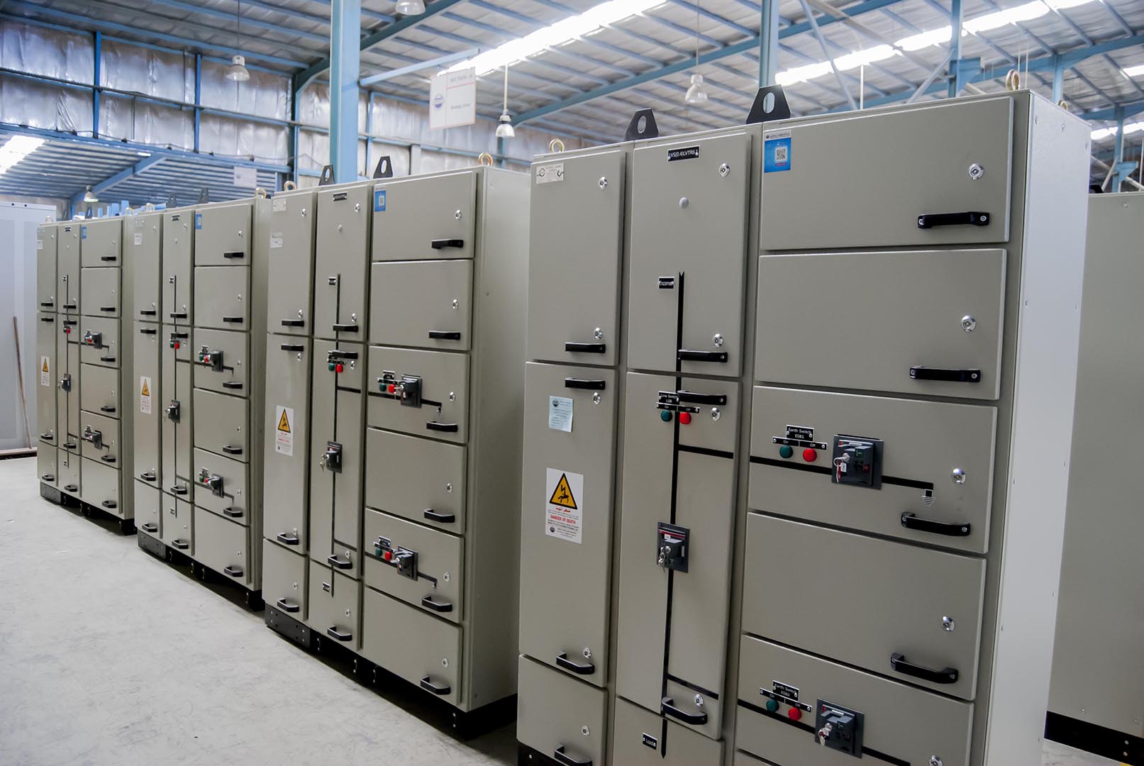 low voltage switchgear manufactured by EAMFCO in Saudi Arabia